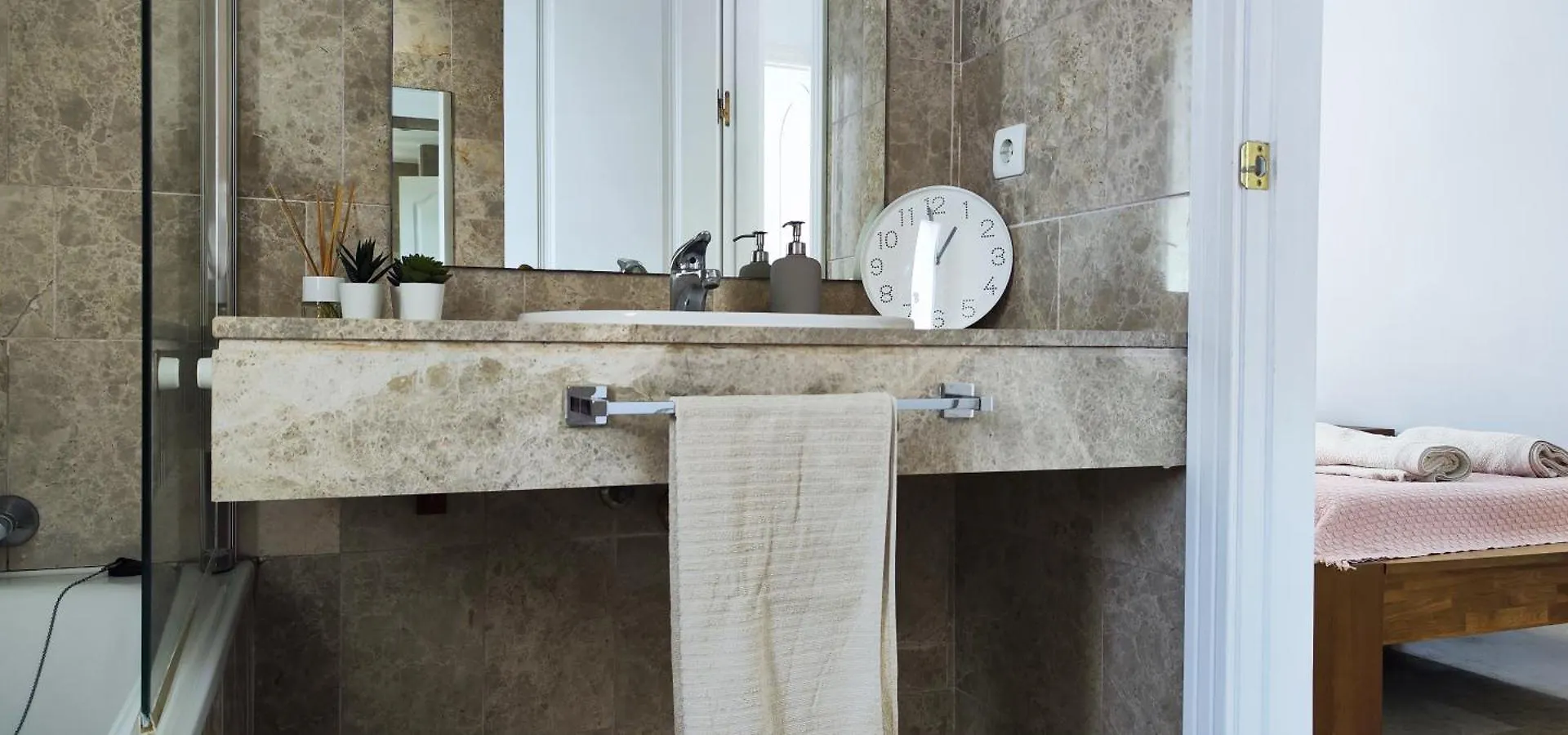 Los Naranjos Design Duplex Penthouse 마르베야 0*,  스페인