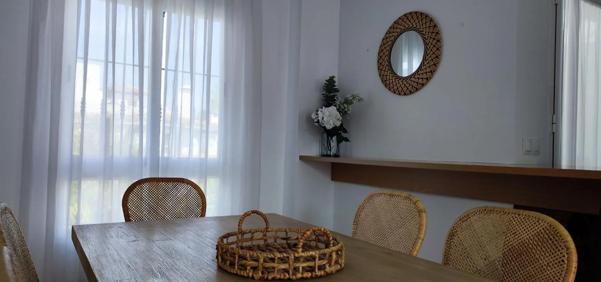 Los Naranjos Design Duplex Penthouse 마르베야